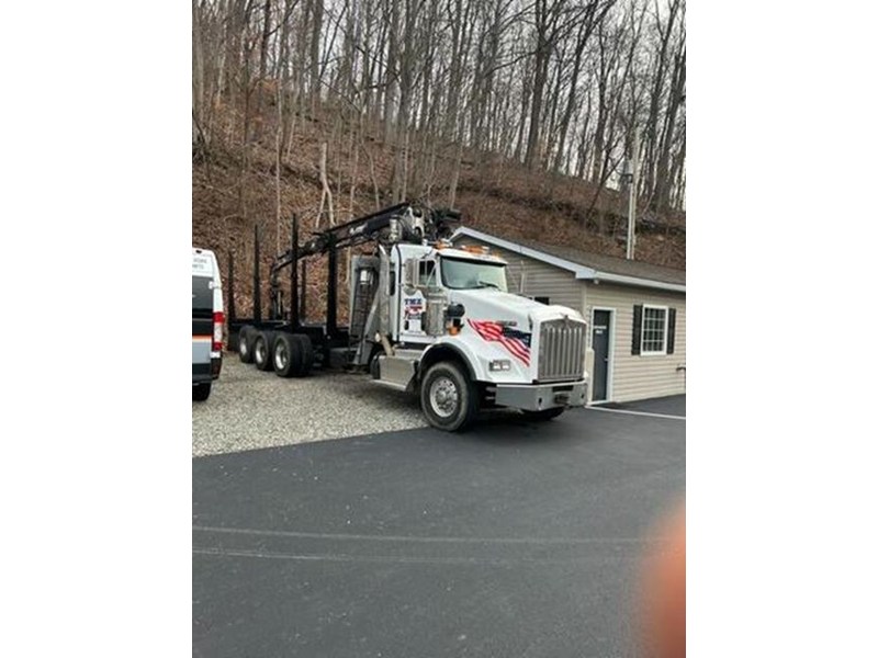 2013 Kenworth T-800 Log Truck